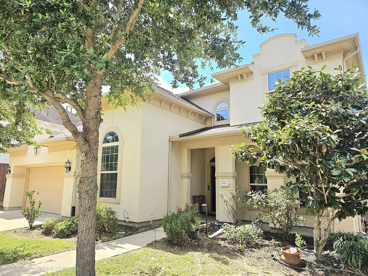 Photo 2 of 42 - 5206 Jacob Ridge Ct - Sugar Land, TX Building Photo - 5206 Jacob Ridge Ct