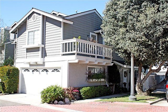 Front of Home with Main Entry Door