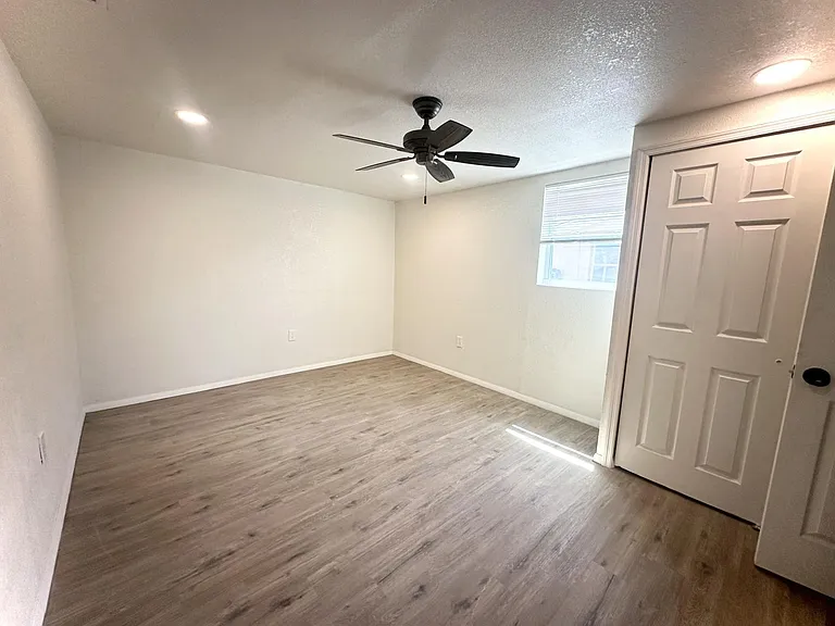 4525 Nimmer Dr — Photo 6