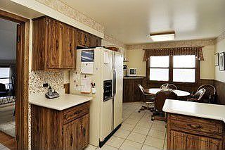 Kitchen w access to dog run