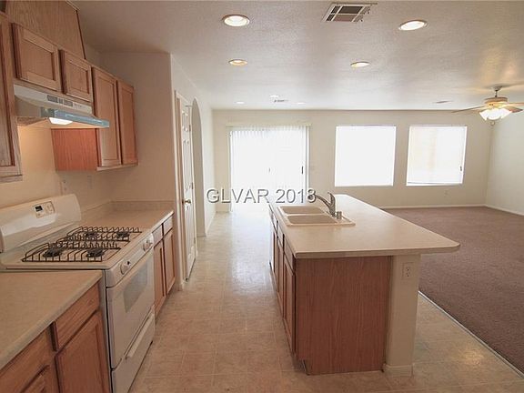 3rd image of 721 Seneca Heights Ave