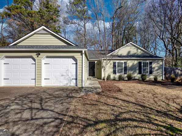 181 Colemans Bluff Dr, Woodstock, GA 30188
