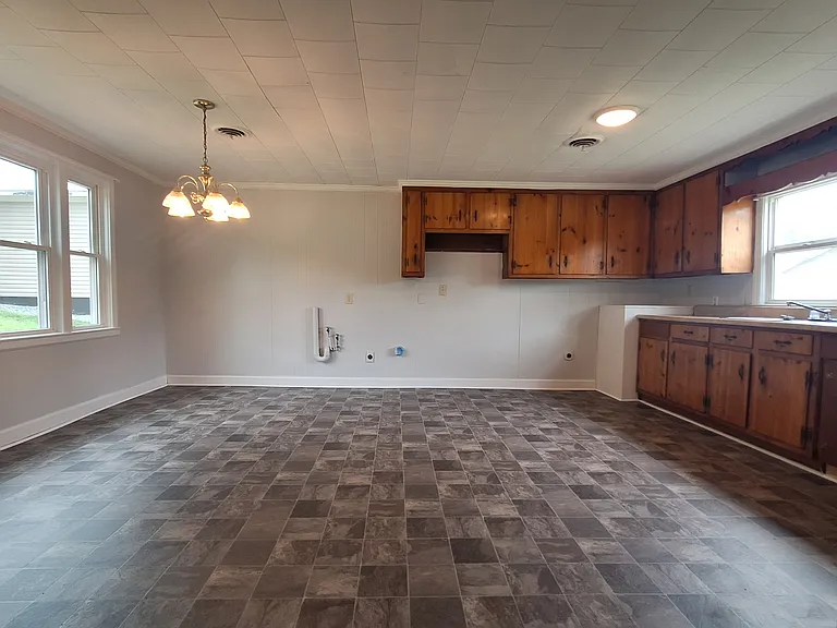 2523 US Highway 70 — Photo 25