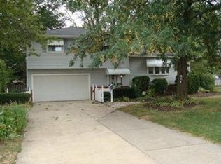 971 Millridge Rd, Highland Heights, OH 44143