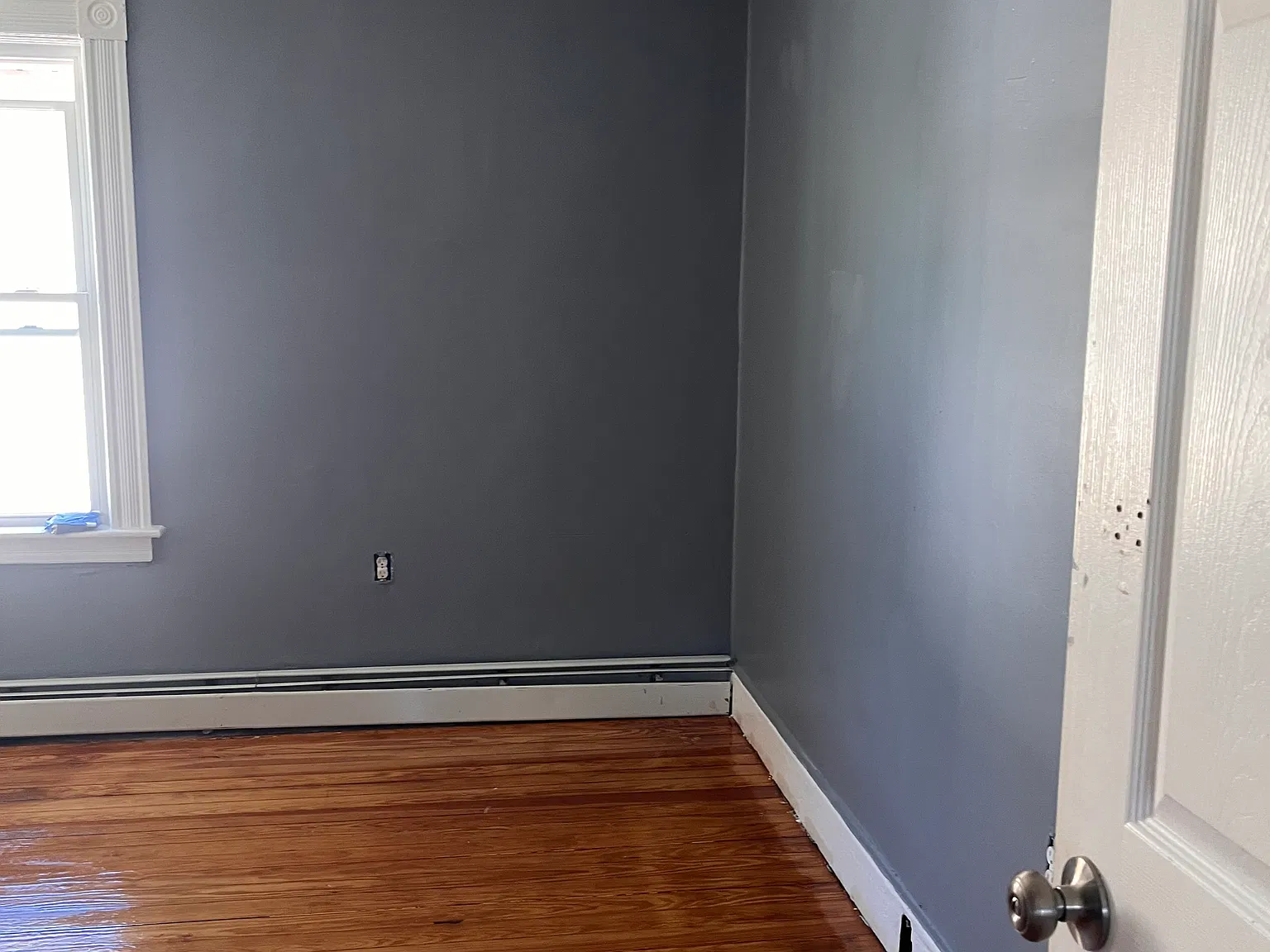 1 bed, 1.5 bath, $900 — Photo 2