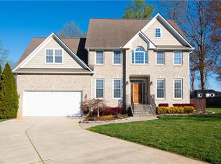 4716 Clifton Park Dr, Jamestown, NC 27282