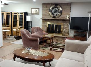3210 Vista Ter, McHenry, IL 60050