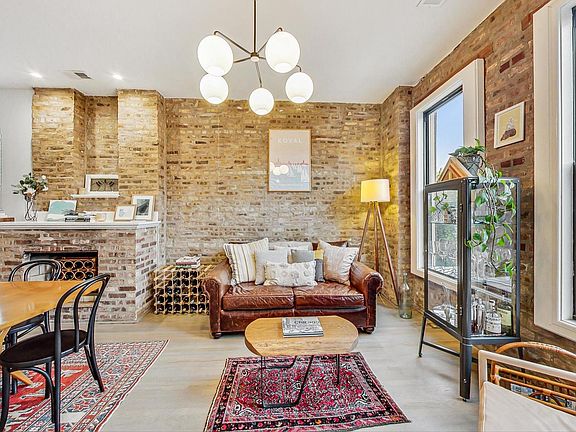 3rd image of 1715 W Beach Ave #3