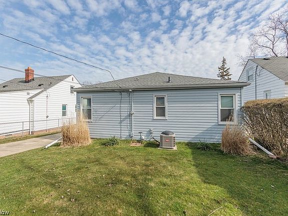 4th image of 6211 Dartworth Dr