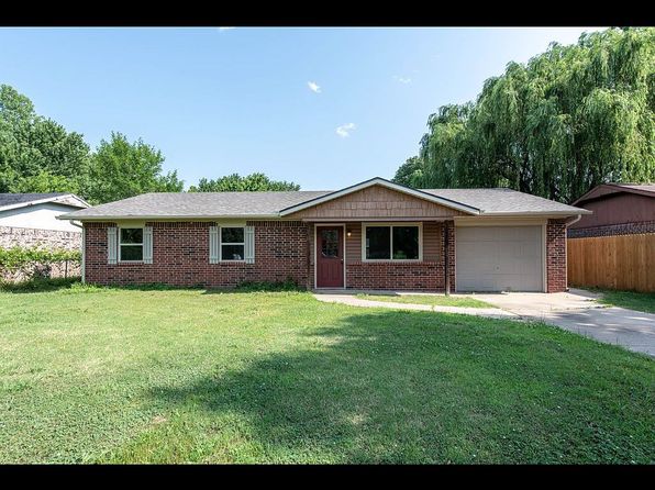 217 E Washington Ave