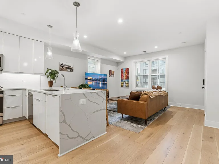 1722 W Virginia Ave NE #2 — Photo 11