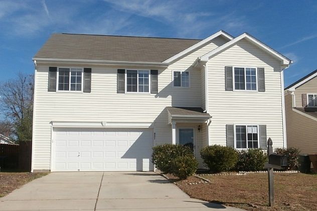 1st image of 827 Stockport Way