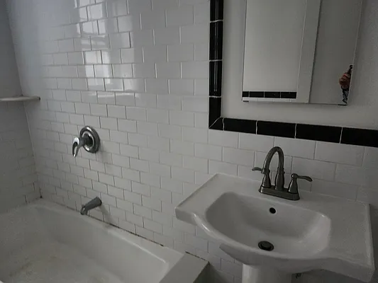 Rented by null | media 7