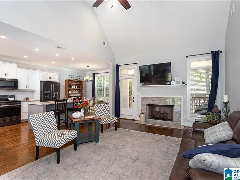 1011 Creel Dr — Photo 6