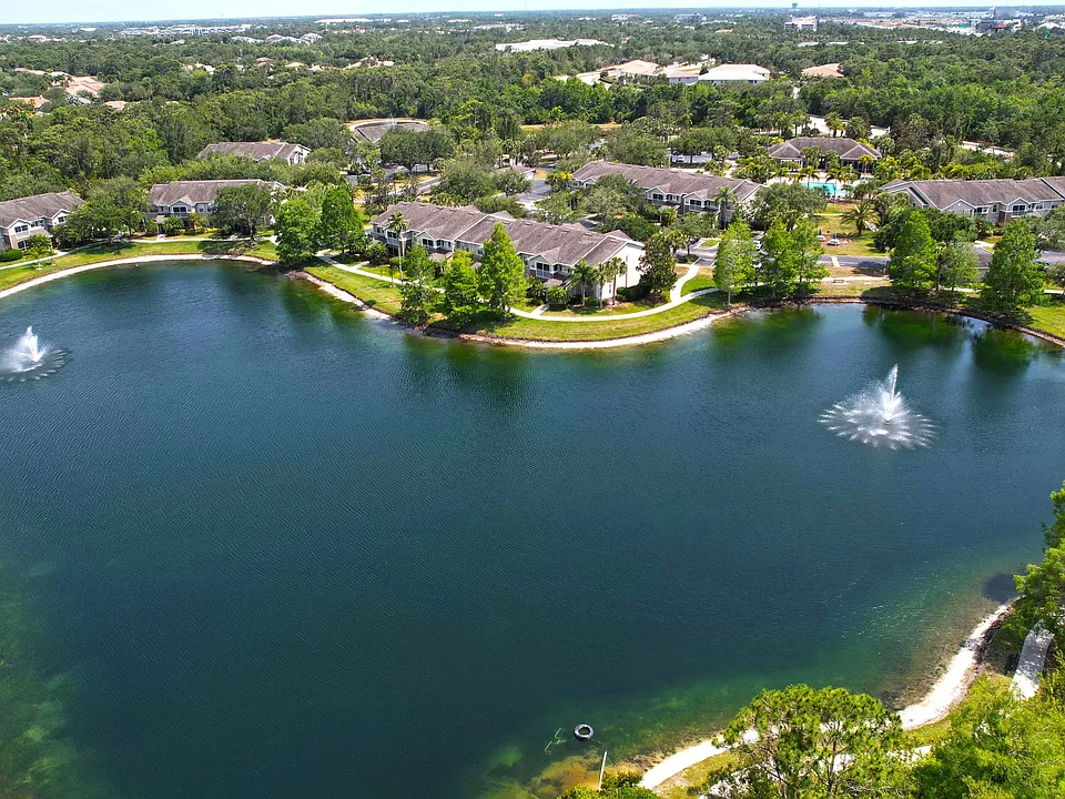 8933 Manor Loop #108