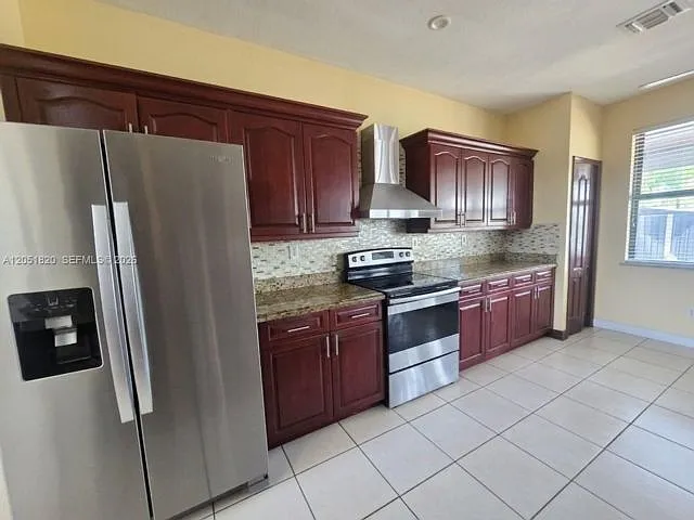 15350 SW 11th St — Photo 19