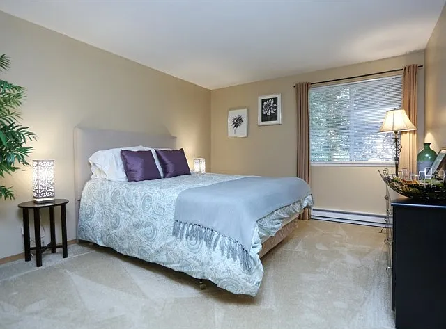 Master Bedroom Master Bedroom