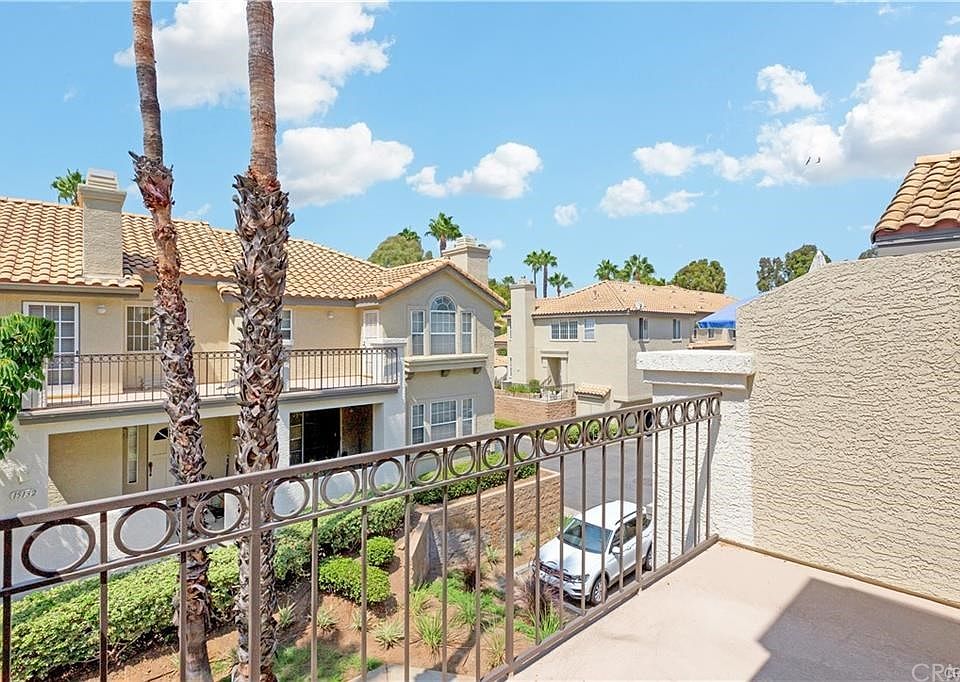 1st image of 15142 Ocaso Ave