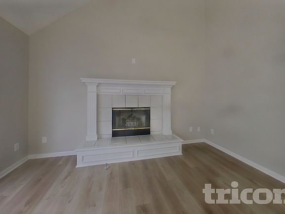 2nd image of 14960 W 154th St