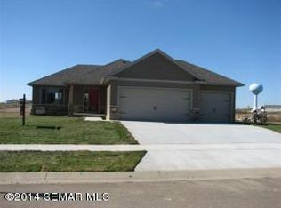 471 Towne Dr NE, Byron, MN 55920