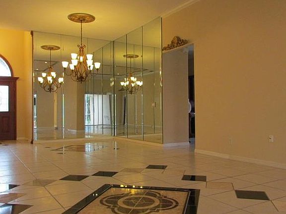 4th image of 6213 Donnington Ct