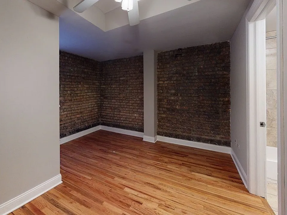 660 W. Barry