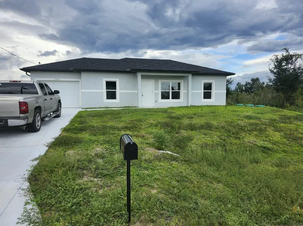 2804 67th St W, Lehigh Acres, FL 33971