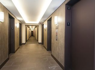 535 N Michigan Ave APT 304, Chicago, IL 60611