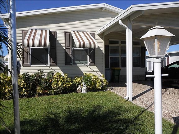 3rd image of 914 Thrush Cir