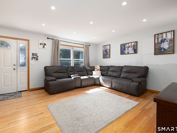 4th image of 54 Miller Road