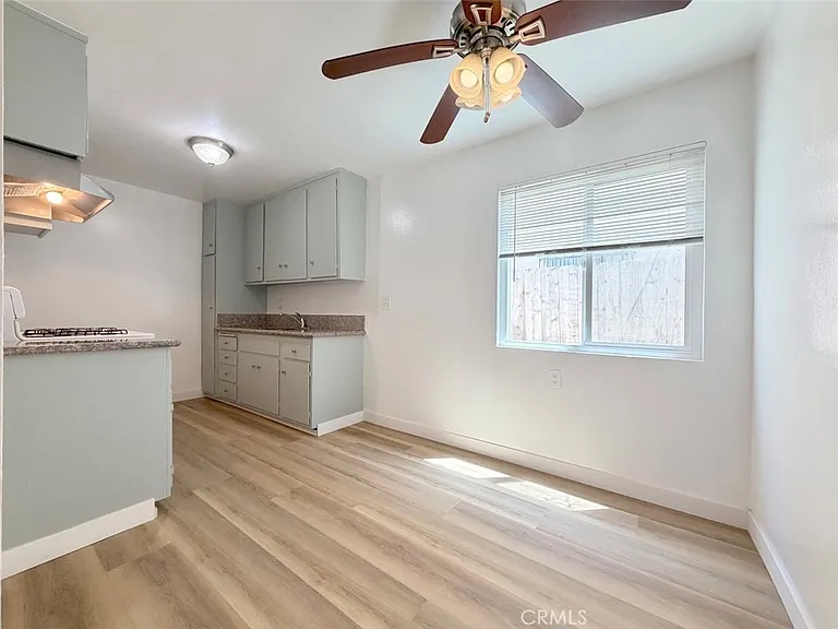 640 Ward St #2 — Photo 10