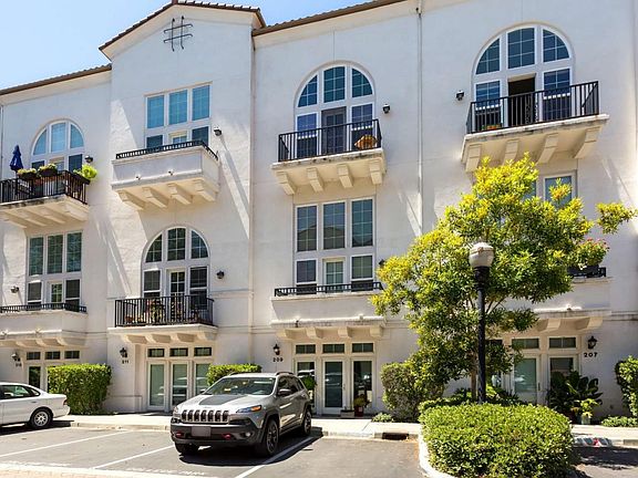 3rd image of 20 Ryland Park Dr APT 209