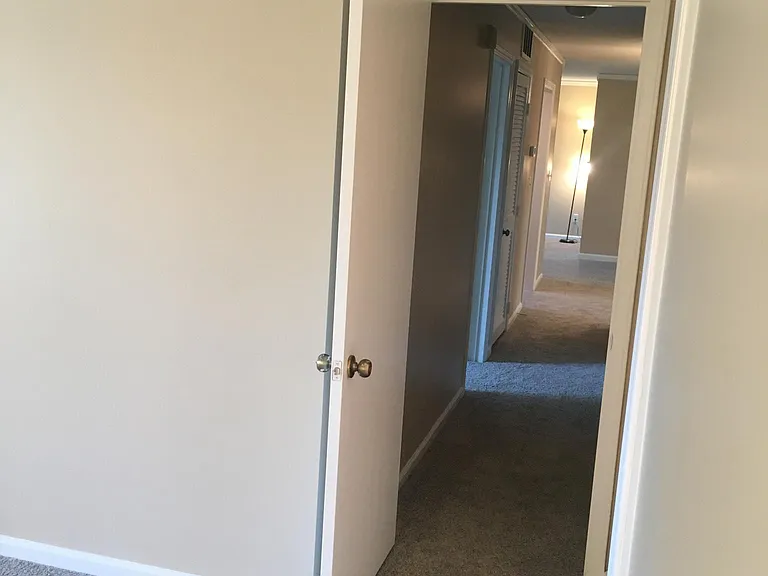 2917 Oaktop Cir — Photo 15