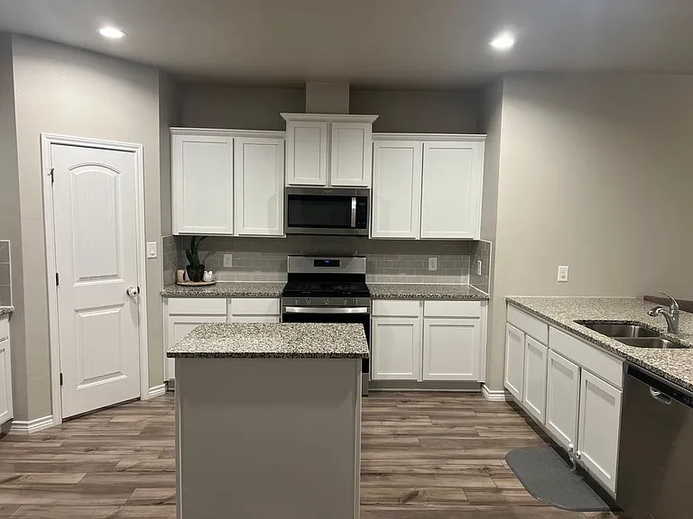 7326 Star Gazer Dr — Photo 8