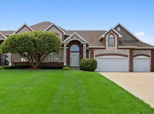 1211 Glen Oaks Dr, West Des Moines, IA 50266