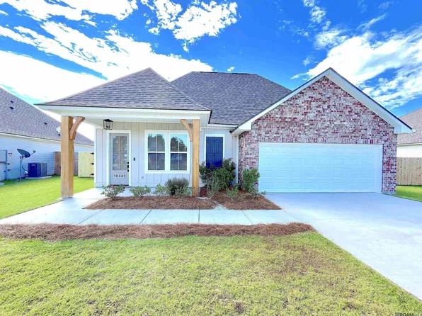 10462 Highcrest Dr, Denham Springs, LA 70706