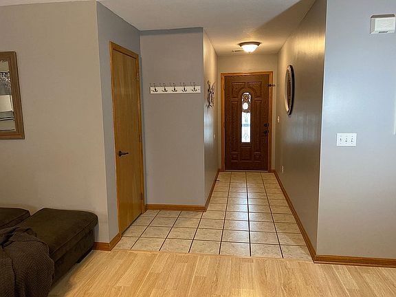 Entry way