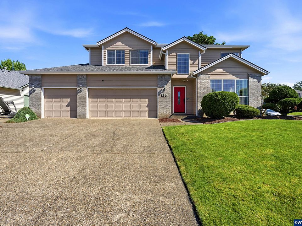 1st image of 1341 Bent Grass Ct NE