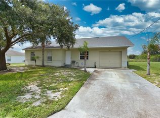 321 Arrowroot Rd, Eagle Lake, FL 33839