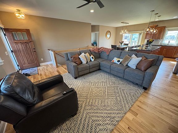 5th image of 1755 Wood Duck Ln NE