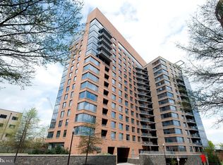 2001 15th St N APT 721, Arlington, VA