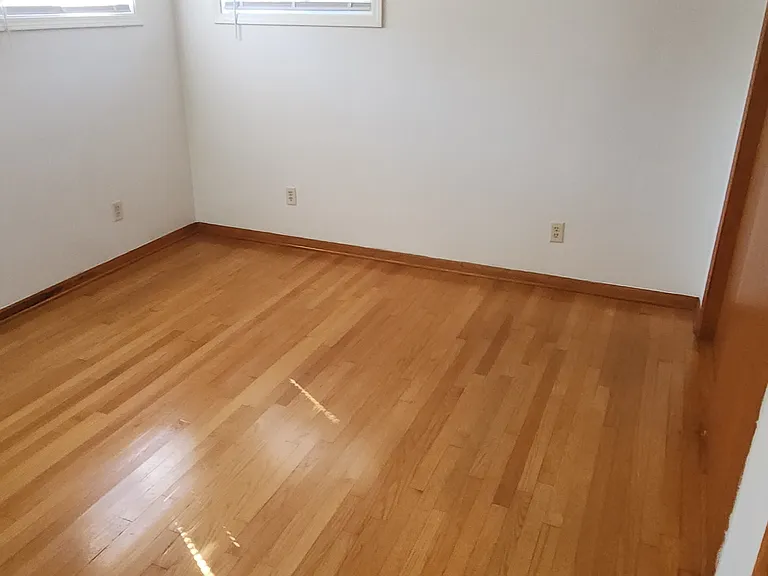 1001 E Washington St #1 — Photo 11