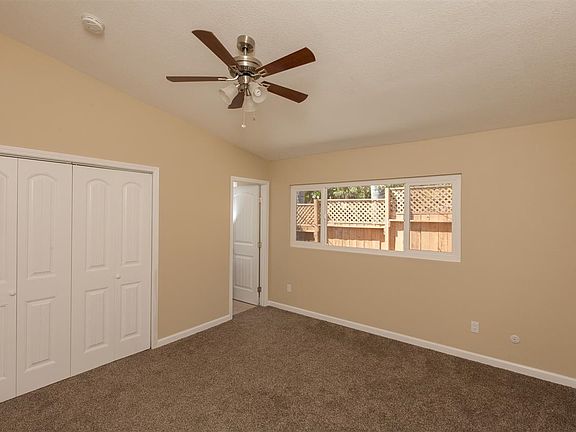 5th image of 3180 Elm St