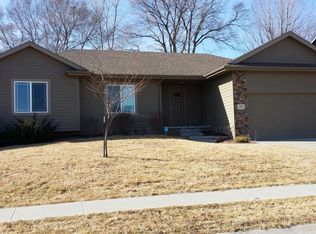 4402 S 174th St, Omaha, NE 68135