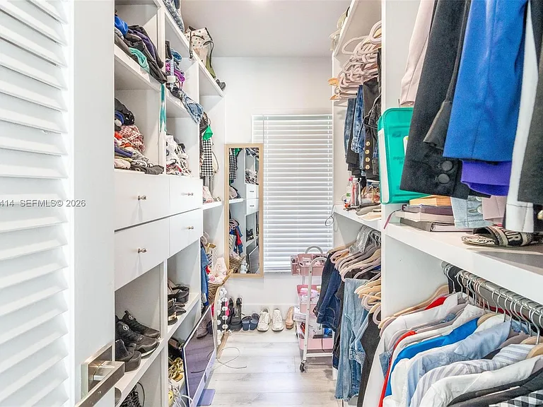 669 NW 15th Ave #0 — Photo 15