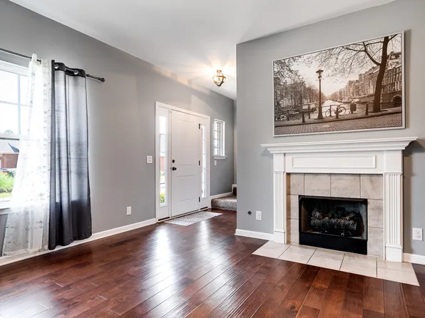104 Abbey Ln, White House, TN 37188