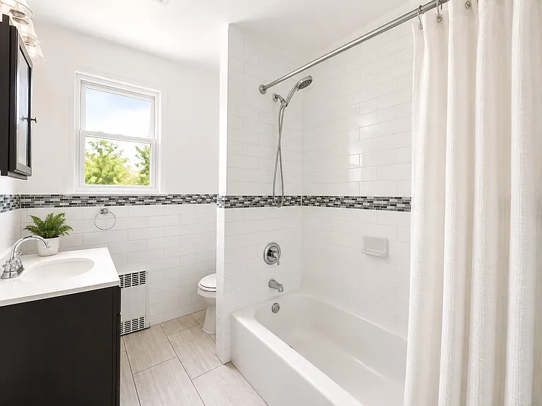 396 Elm St #2 — Photo 7
