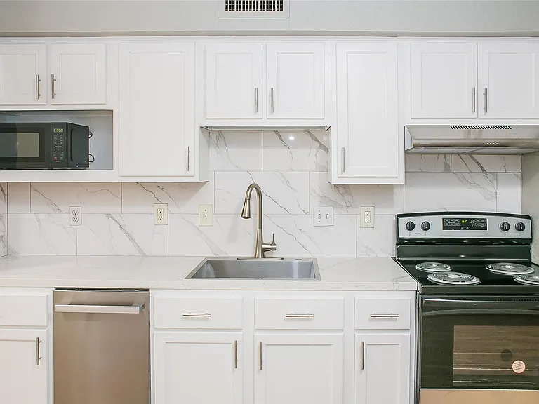 12900 Walden Rd #220B — Photo 7