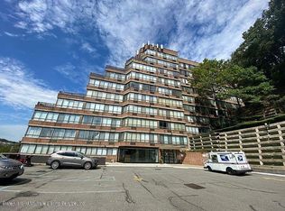 755 Narrows Rd N APT 1207, Staten Island, NY 10304