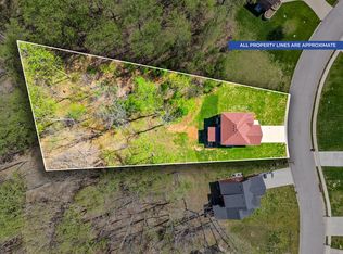 4406 Memory Ln, Adams, TN 37010